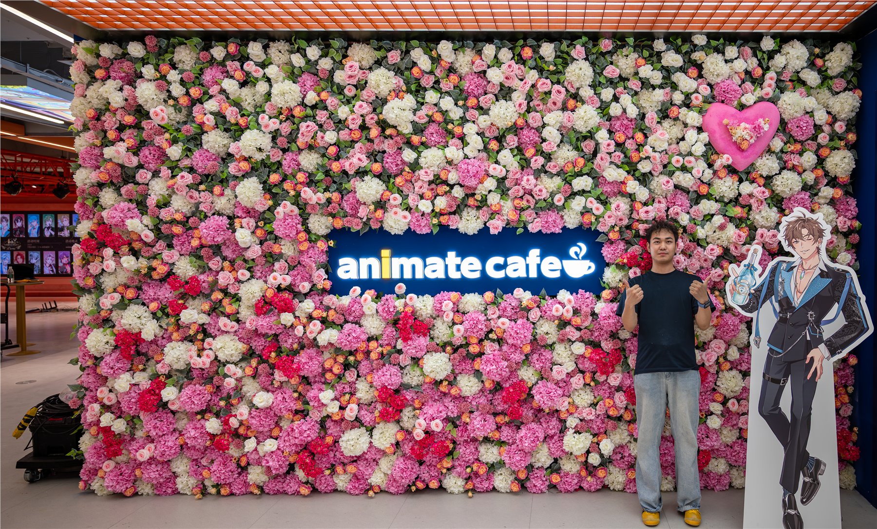 Animate Cafe Commercial Flower Wall