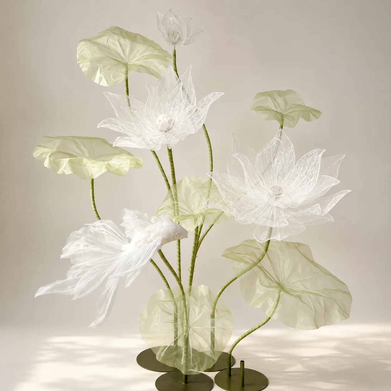 Commercial Displays & Giant Flowers
