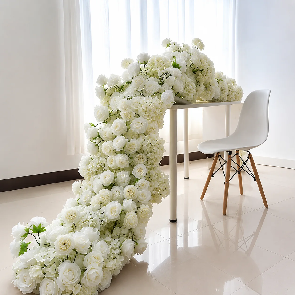 Table Centerpieces & Floral Runners